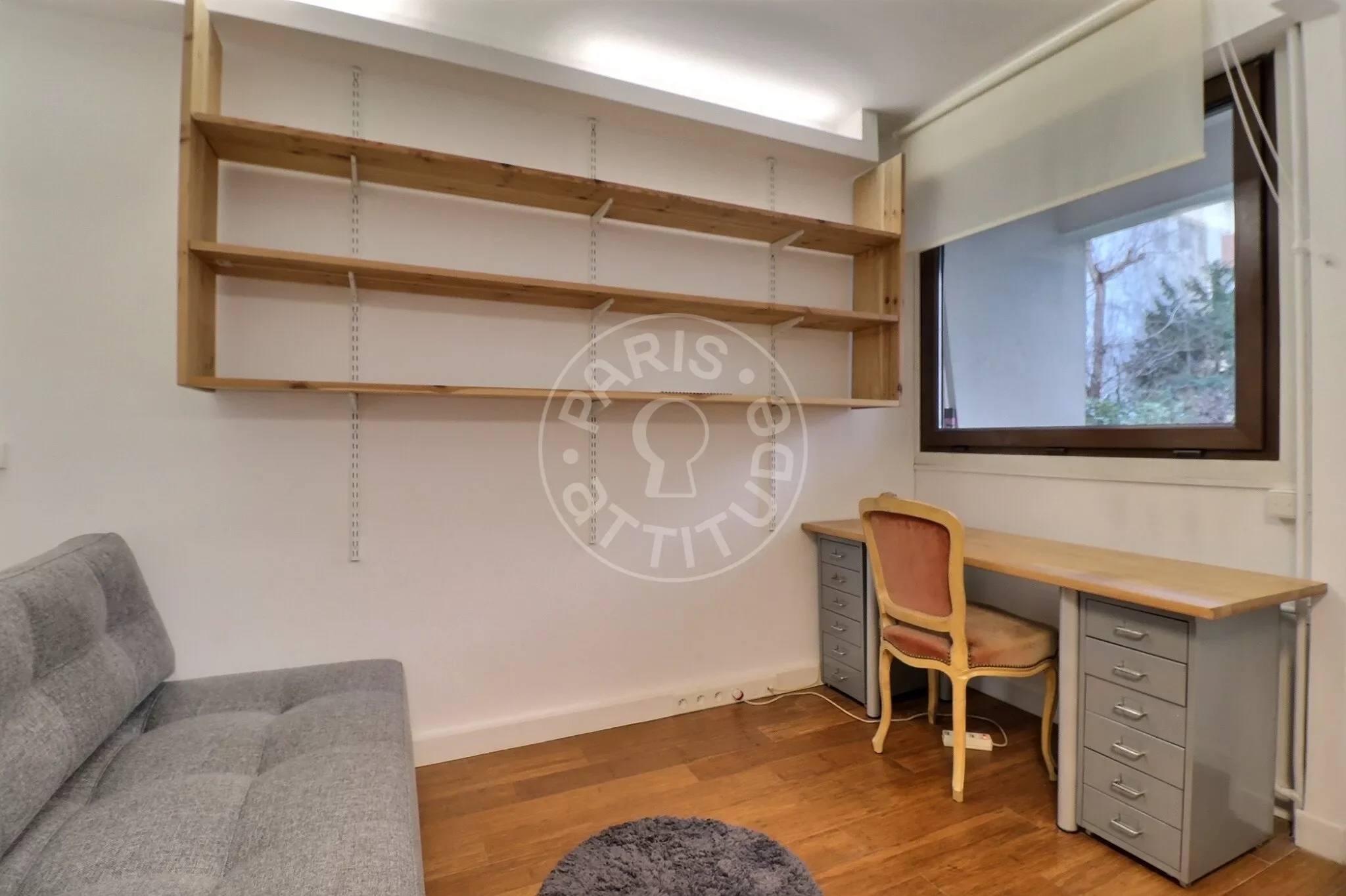 Appartement Rue de la Grange aux Belles à Paris