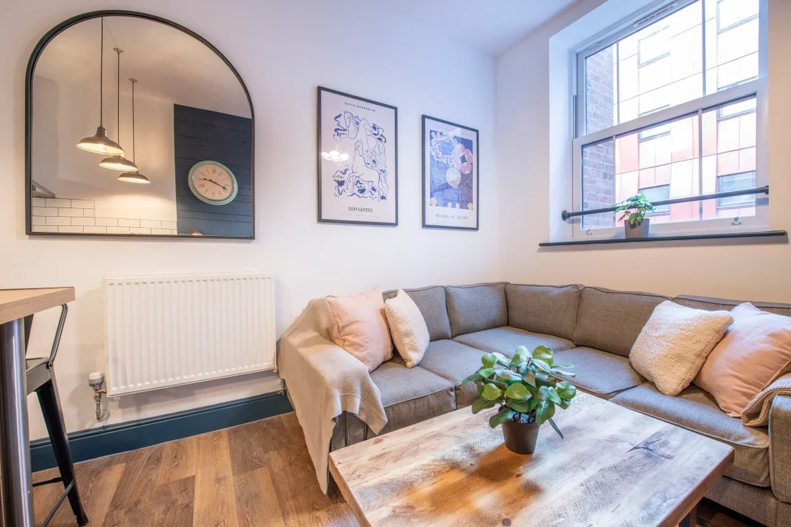Flat Welford Road in Leicester