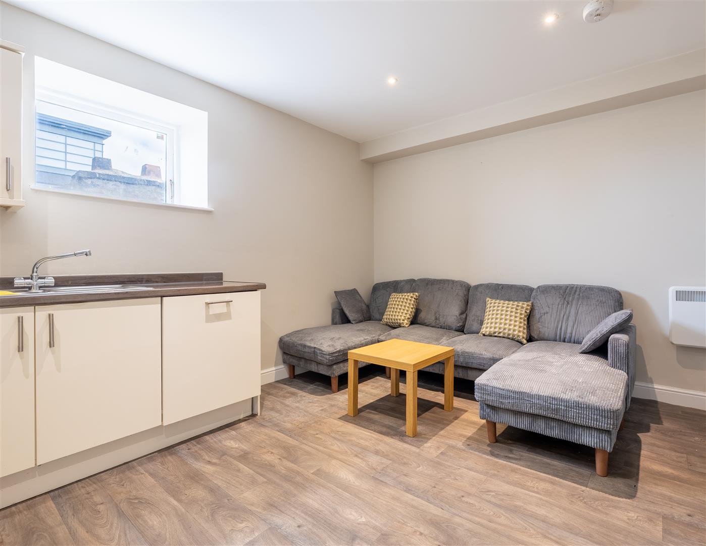 Flat Pitt Street in Lancaster