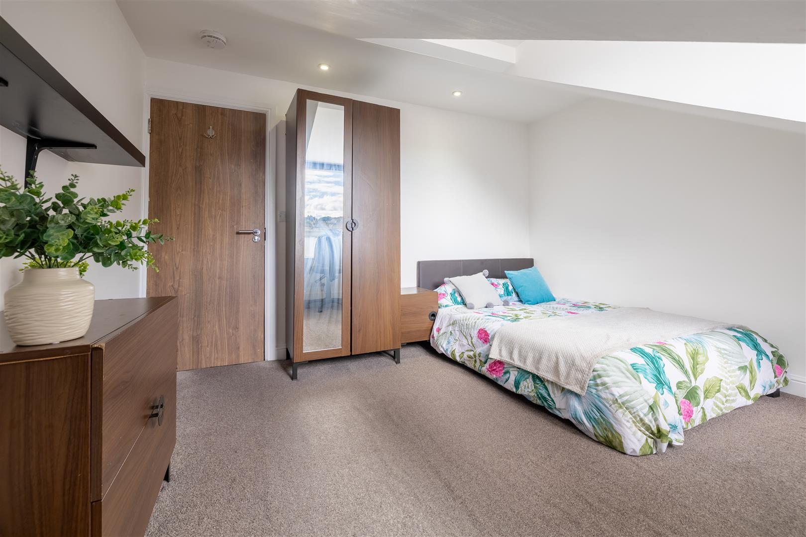 Flat Pitt Street in Lancaster