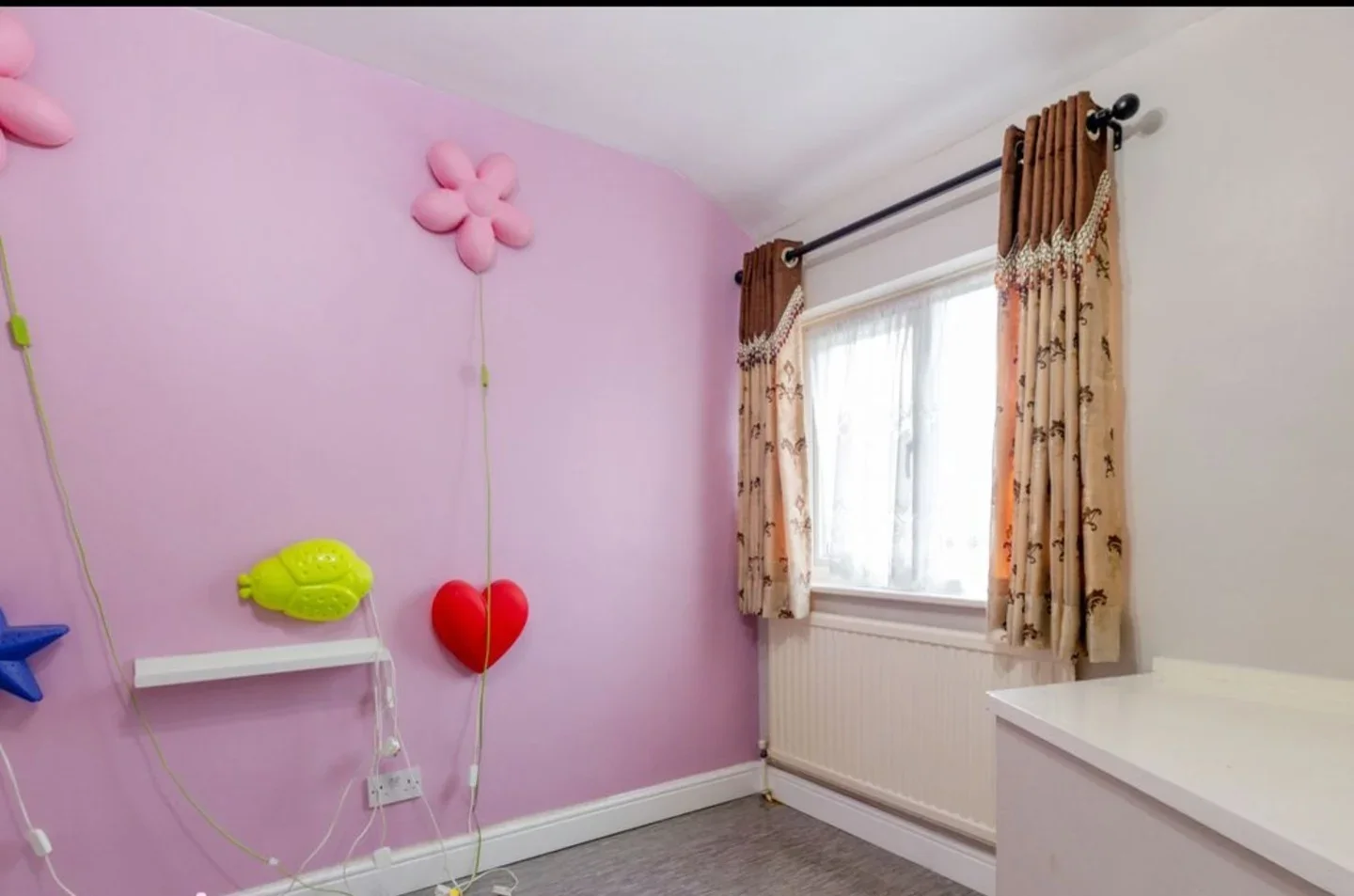 House Gean Walk in Welwyn Hatfield