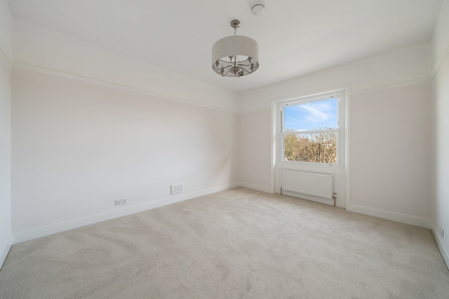 Flat Kidbrooke Park Road in Greater London