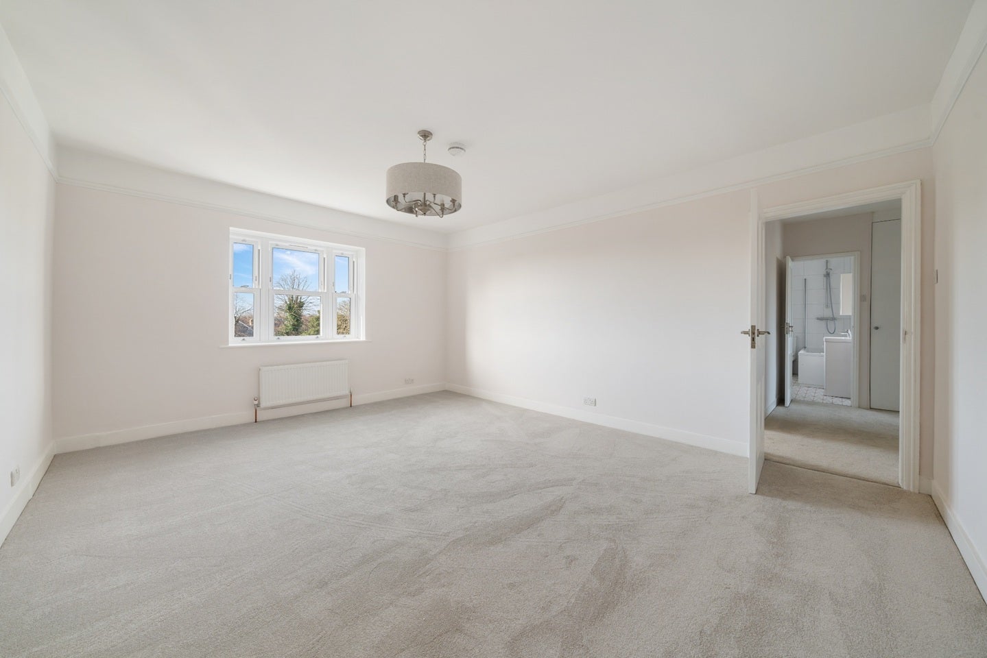 Flat Kidbrooke Park Road in Greater London