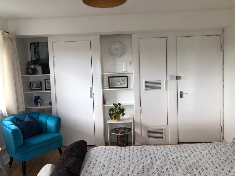 Room Paddington Close in Salford