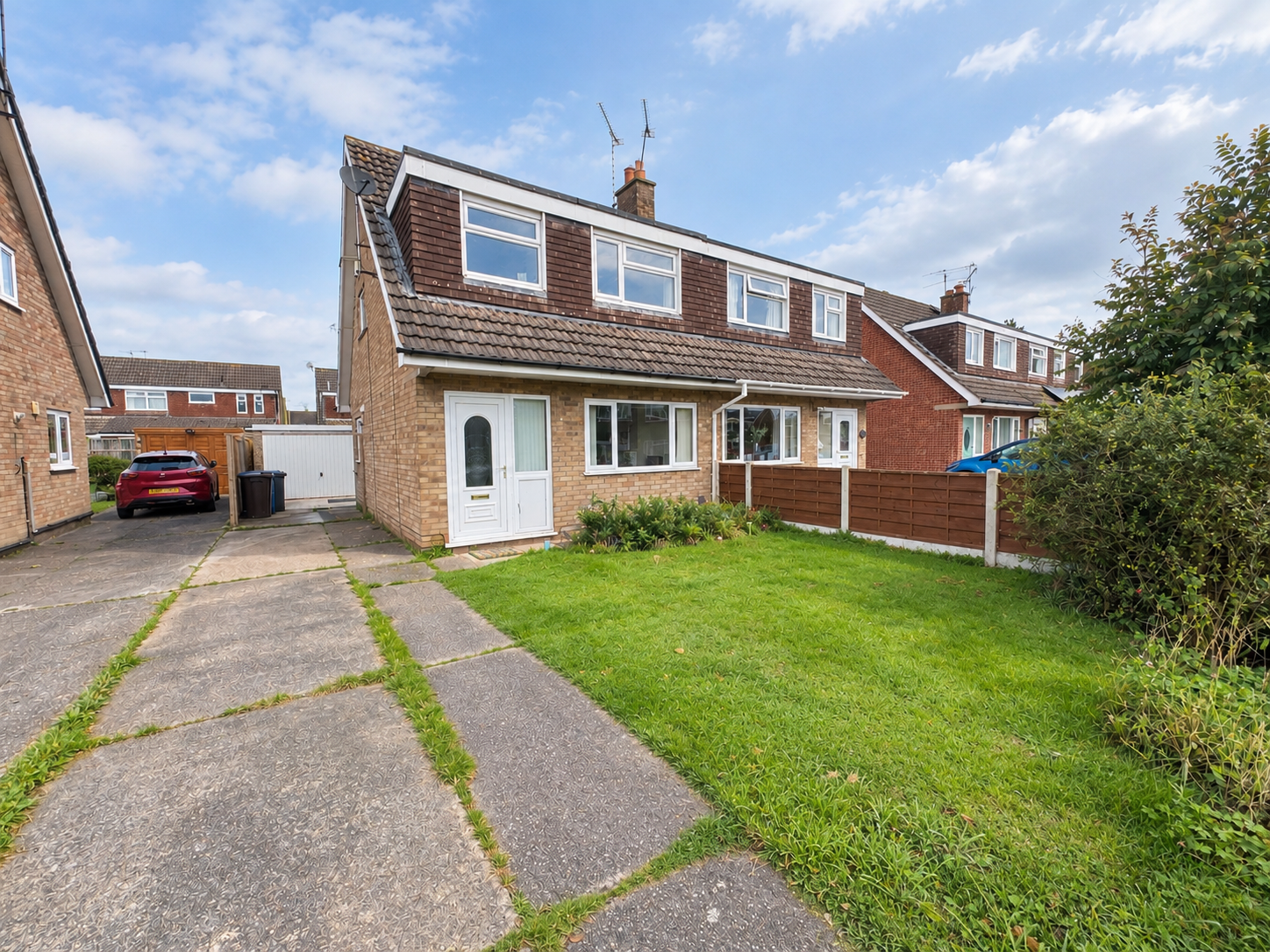 House Seaton Close in Derby