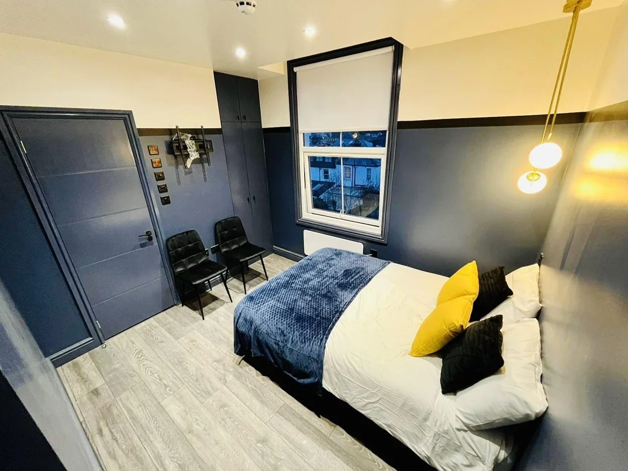 Room Alfred Road in Greater London