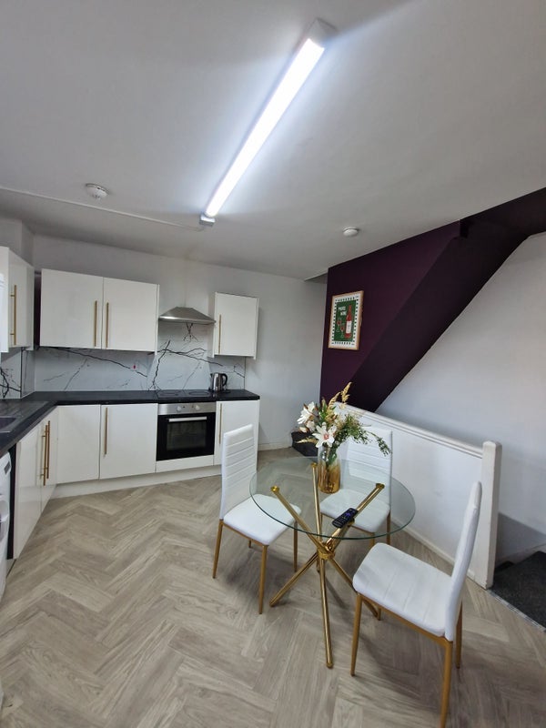 Room Gledhow Terrace in Leeds