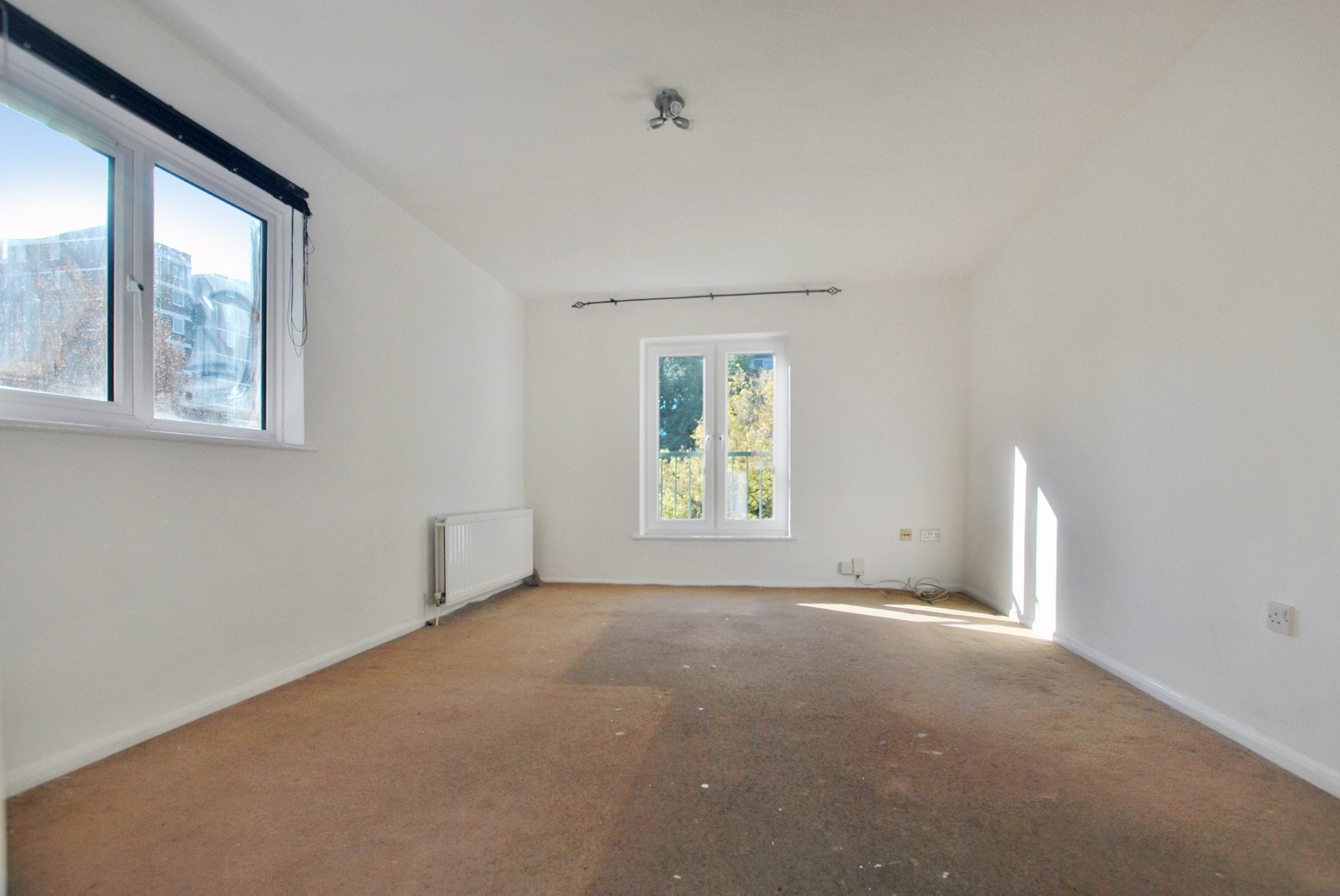 House Deans Gate Close in Greater London