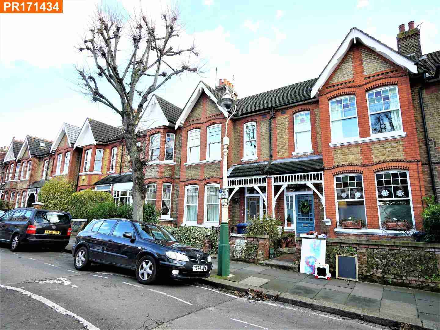 House Overdale Road in Greater London