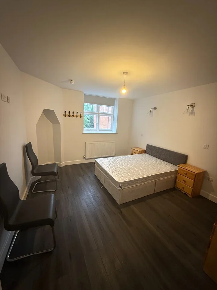 Flat West Green Road in Greater London
