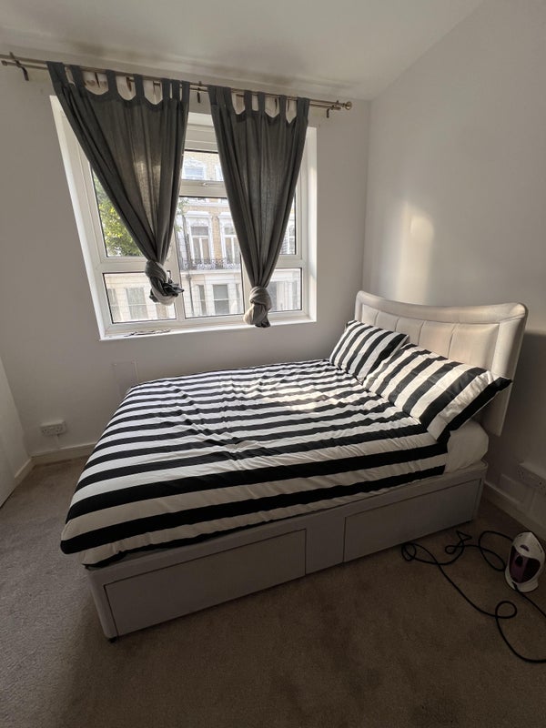 Room Trebovir Road in Greater London