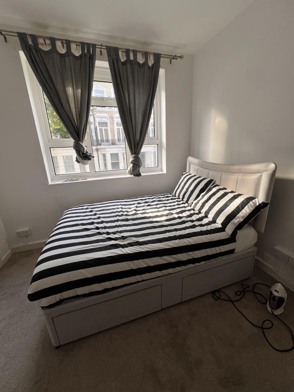 Room Trebovir Road in Greater London