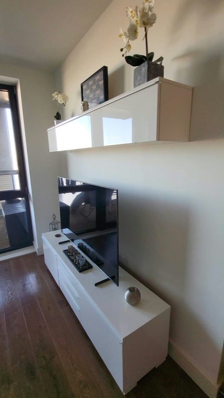 Room New Village Avenue in Greater London
