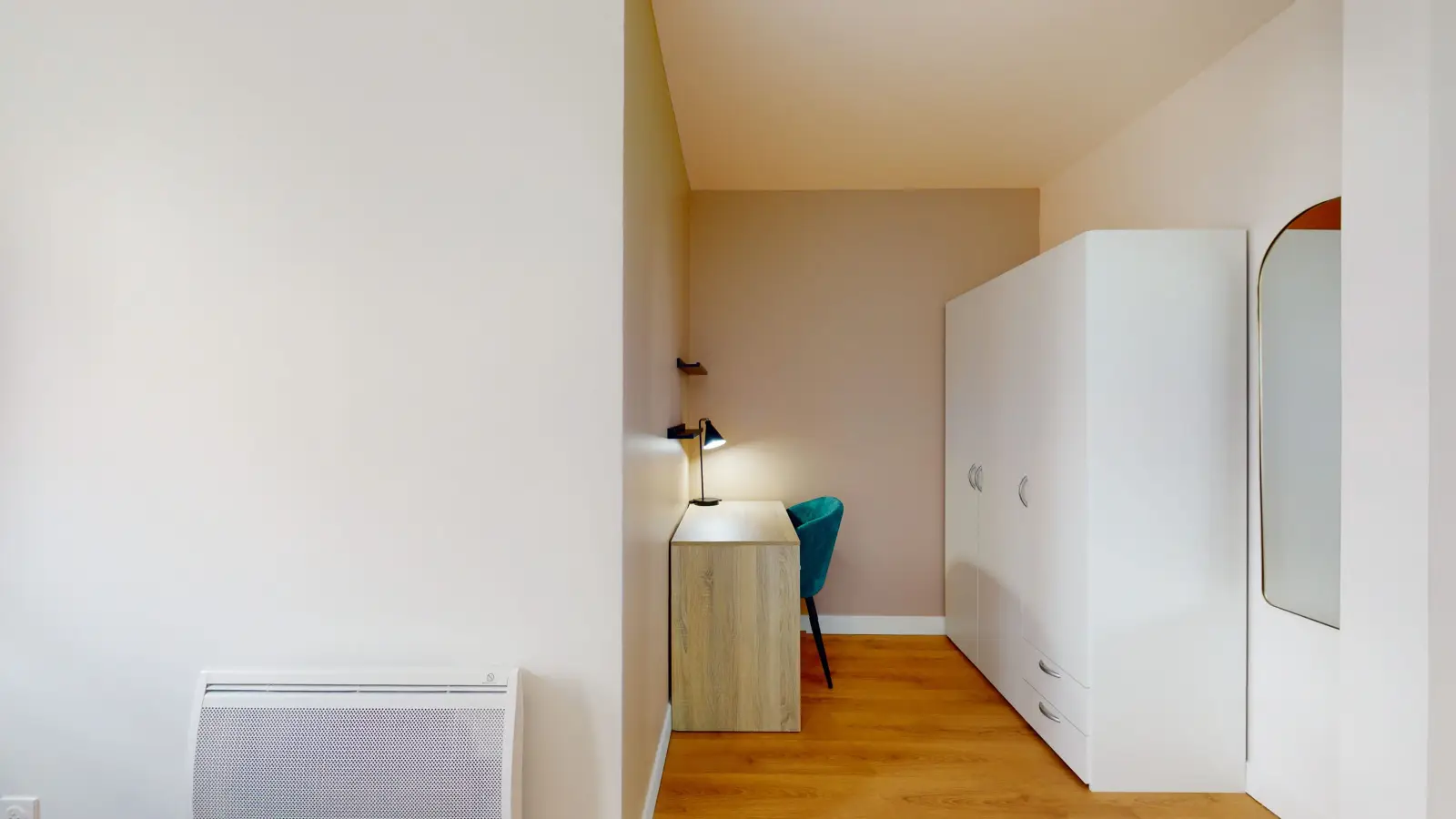 Flat Jardins Boieldieu in Puteaux