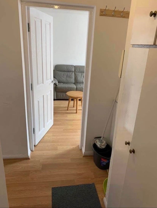 Flat Cliff Mount in Leeds