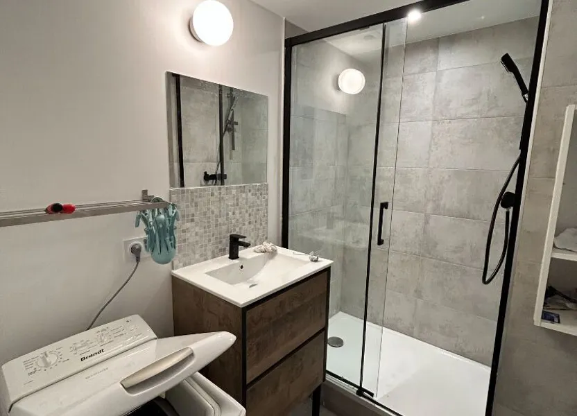 Room Place Charles de Gaulle in Talence