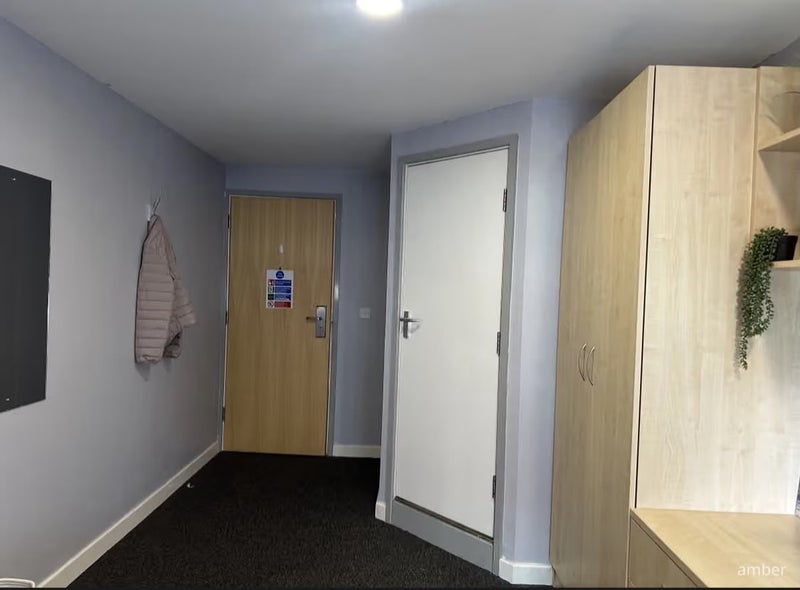 Room Hoyle Street in Sheffield