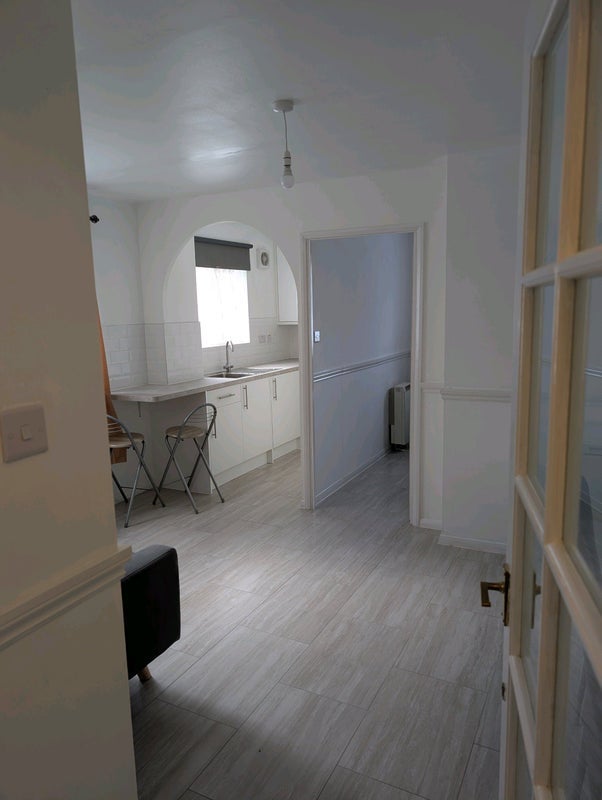 Flat Bream Close in Greater London