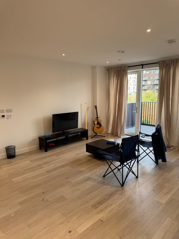 Room West Parkside in Greater London