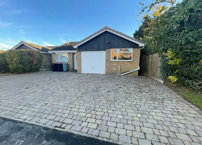 House Hedgefield Road in South Kesteven