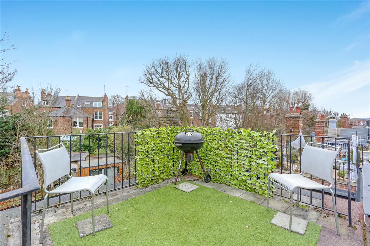 Flat Archway Road in Greater London