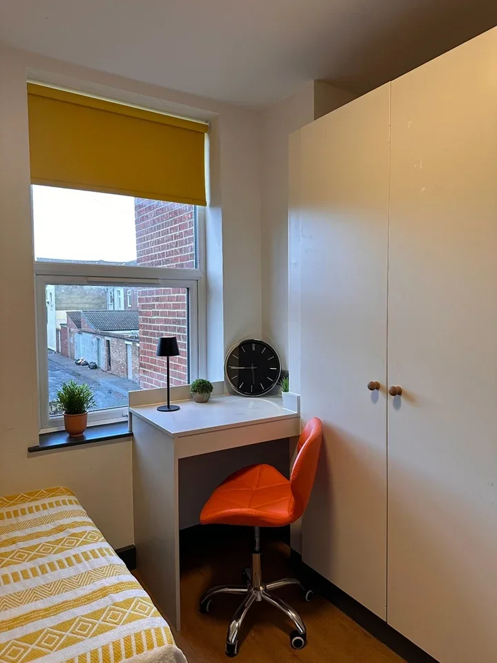 Room Linthorpe Road in Middlesbrough