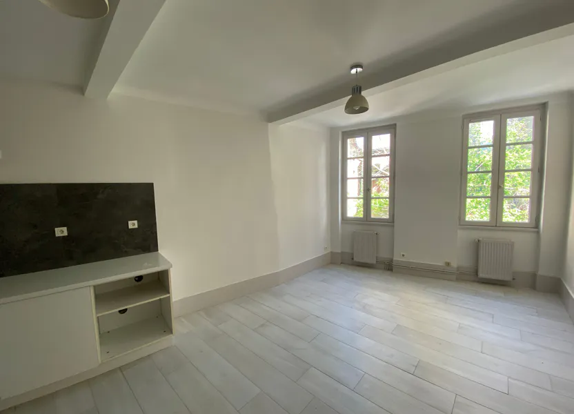 Appartement Rue des Républicains Espagnols à Caussade