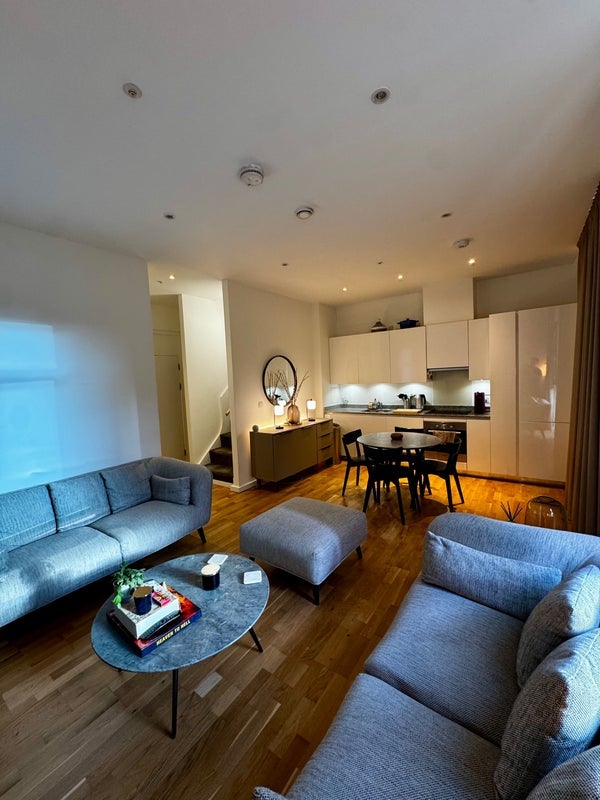 Room De Coubertin Street in Greater London