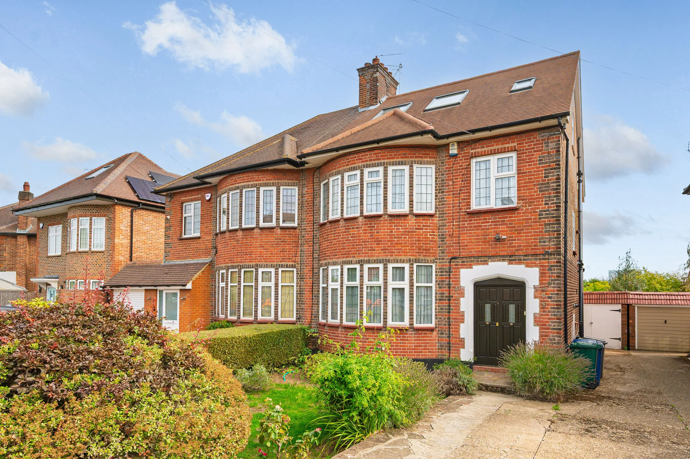 House Cissbury Ring South in Greater London