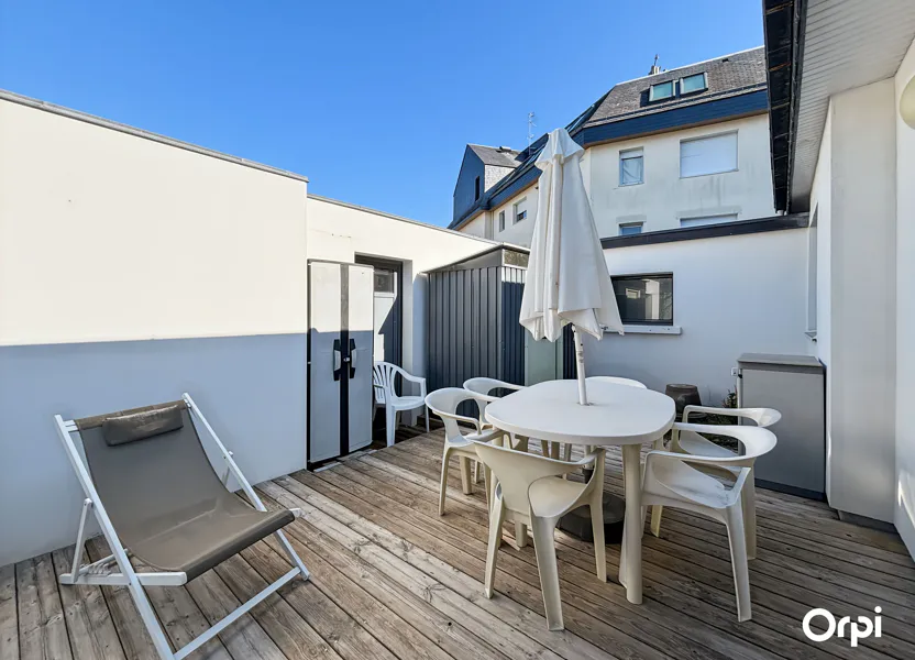 Flat Rue Beau Rivage in Larmor-Plage