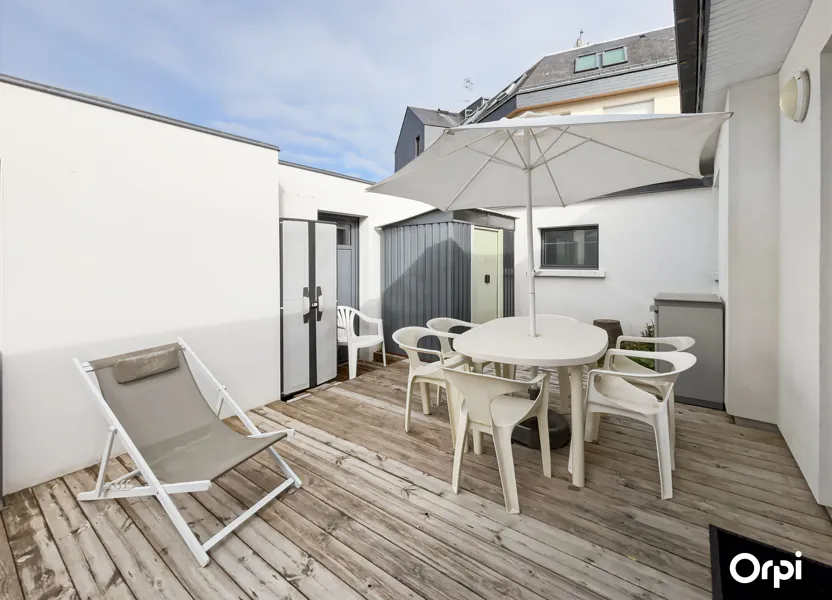 Flat Rue Beau Rivage in Larmor-Plage
