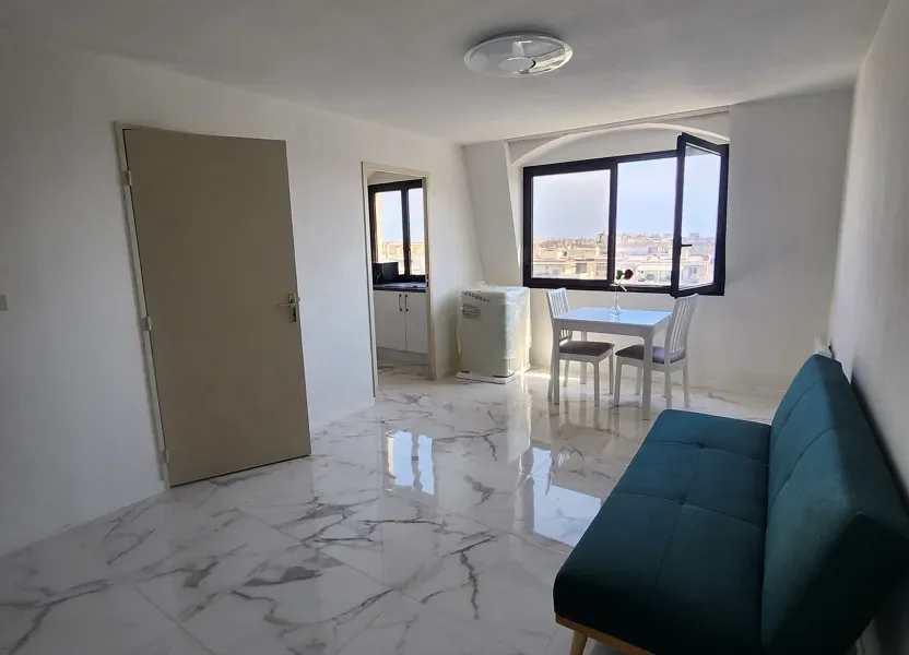 Appartement Avenue des Fleurs à Nice