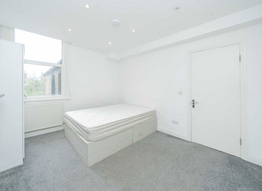 House Purves Road in Greater London