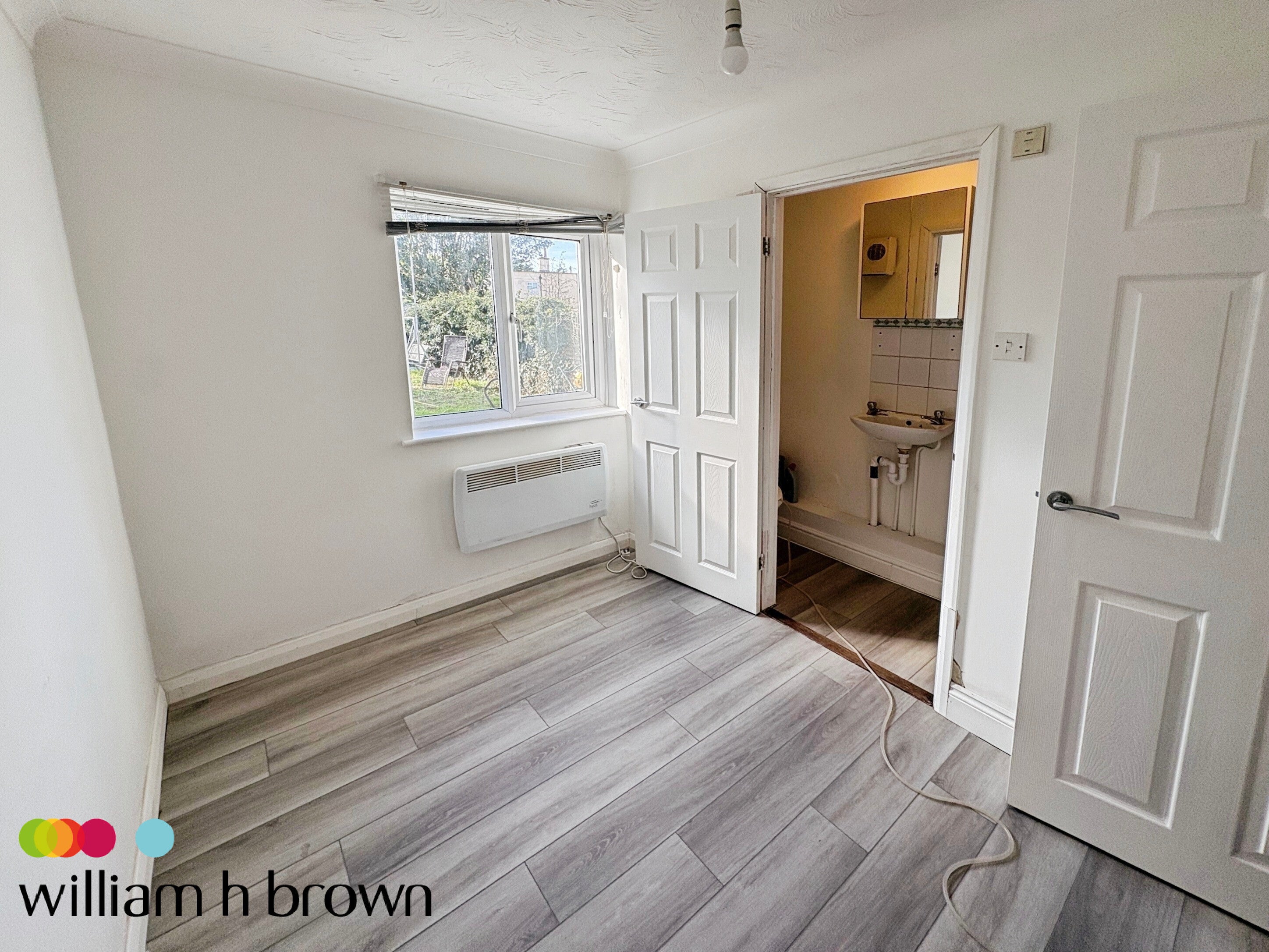 Flat Cressing Road in Braintree