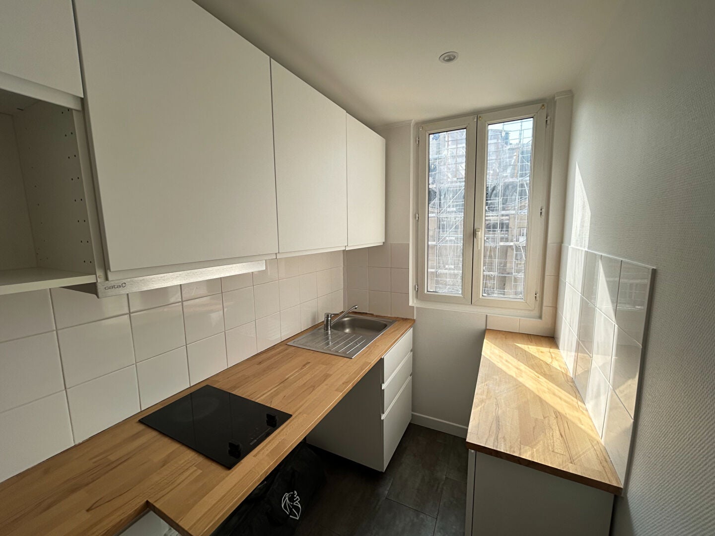 Flat Boulevard Poniatowski in Paris