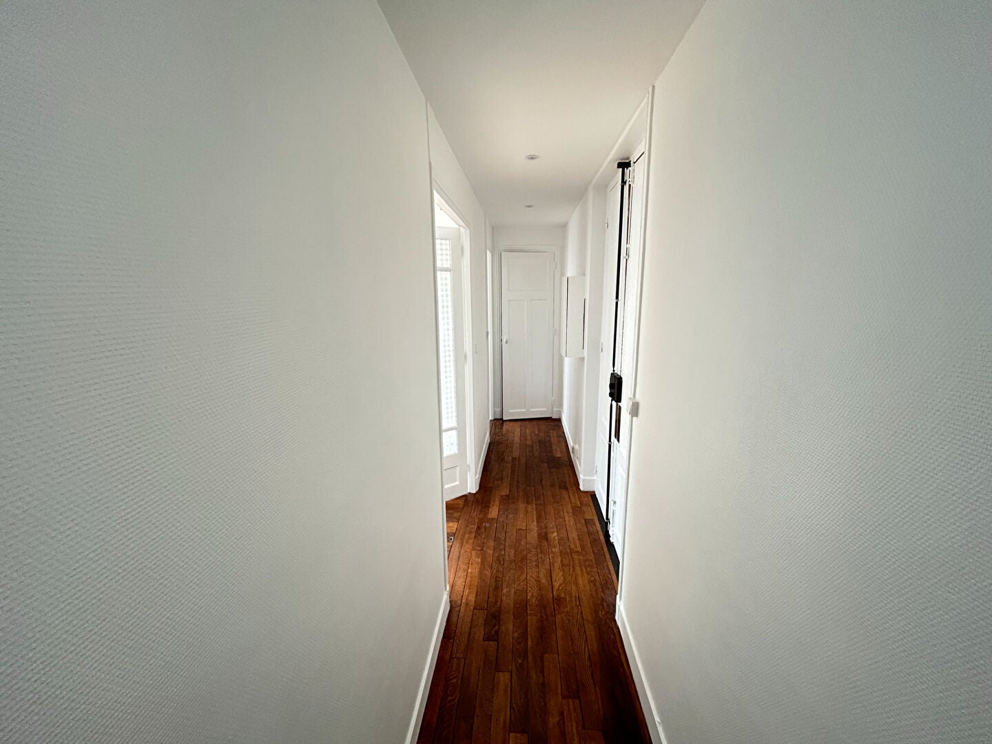 Flat Boulevard Poniatowski in Paris