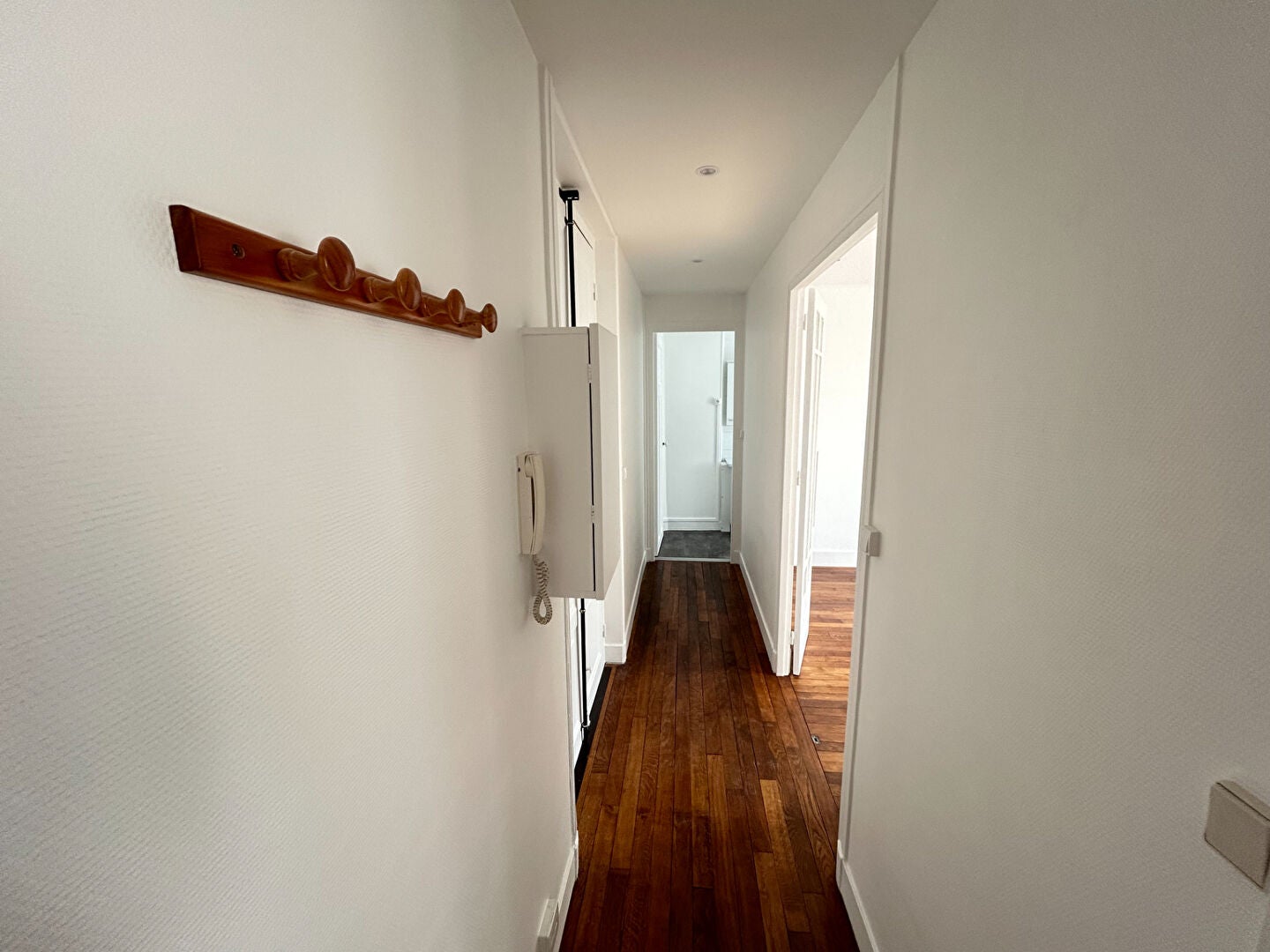 Flat Boulevard Poniatowski in Paris