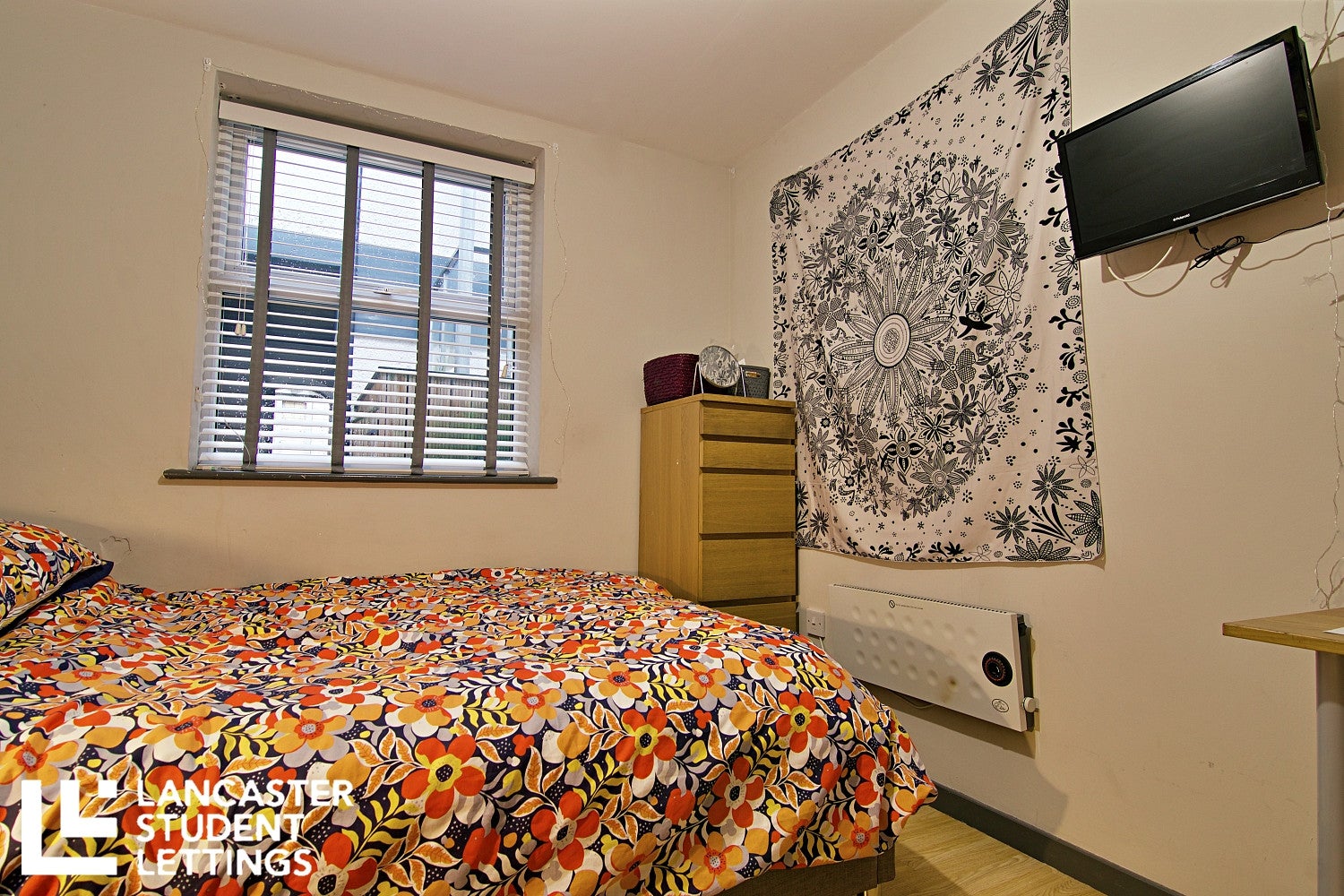 Flat Phoenix Street in Lancaster