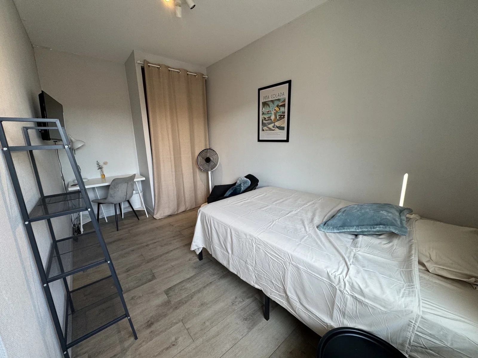 Room Boulevard Laurent Bonnevay in Vénissieux