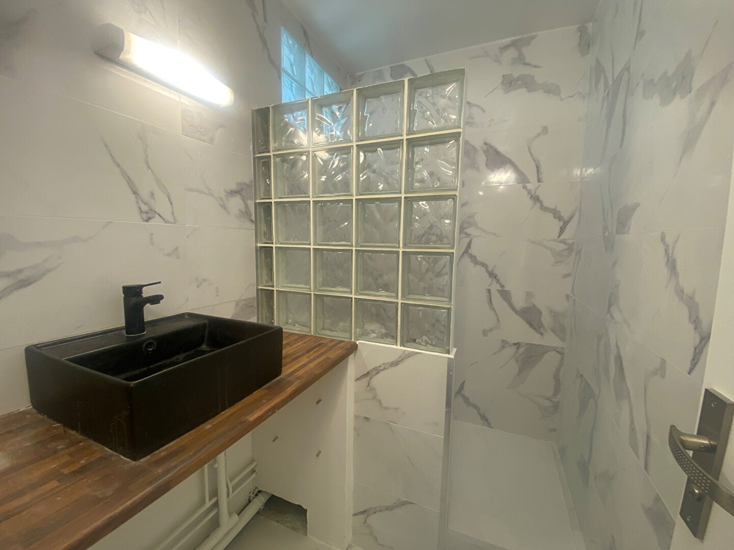 Appartement Place Léon Cassé à Corbeil-Essonnes