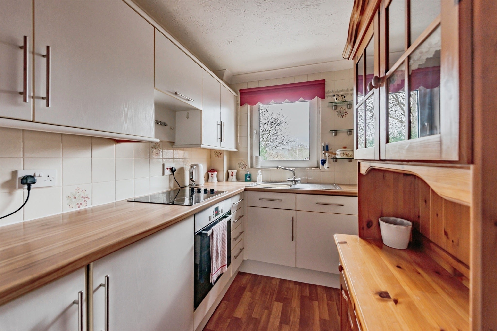 Flat Linkfield Lane in Reigate and Banstead
