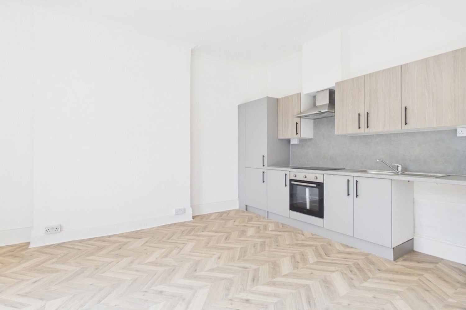Flat Taswell Street in Dover