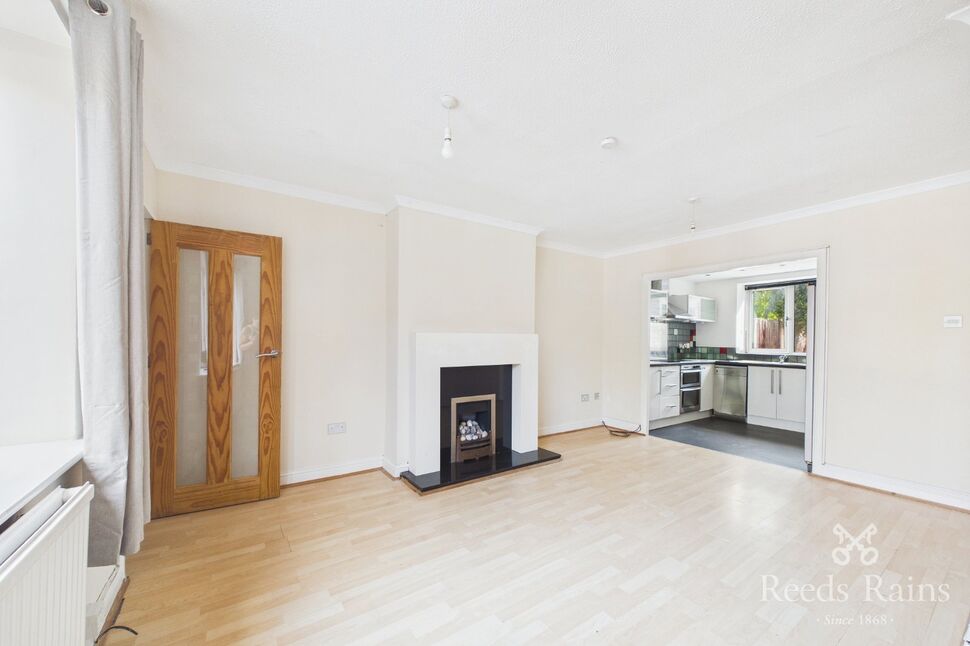 Flat Simms Close in Salford