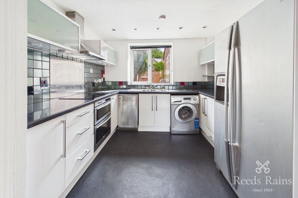 Flat Simms Close in Salford