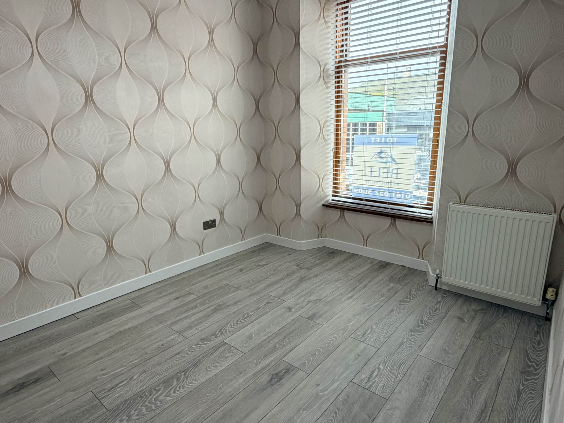Flat Pollokshaws Road in Glasgow