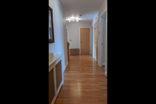 Flat Chandos Court in London