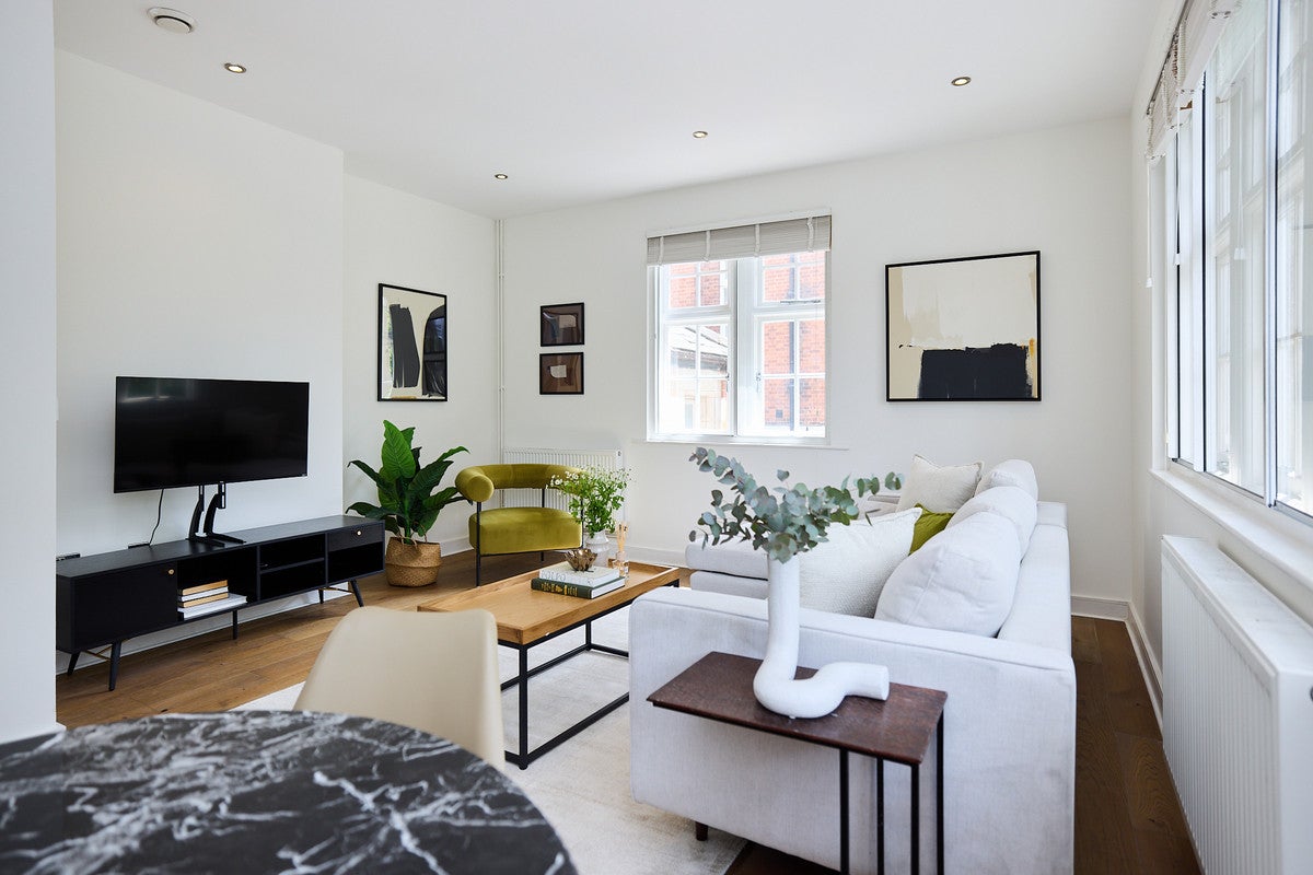 Flat St Giles Road in Greater London