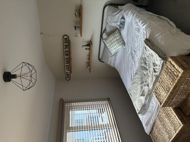 Room St Aidan's Road in Bristol