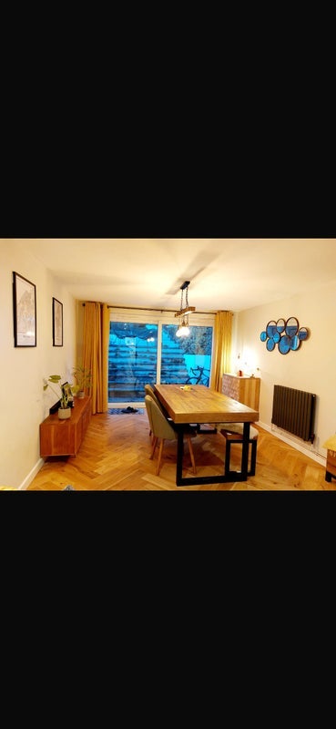 Room St Aidan's Road in Bristol