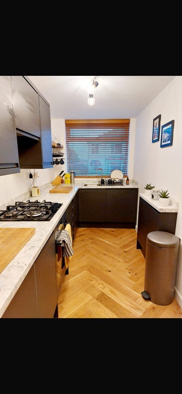 Room St Aidan's Road in Bristol